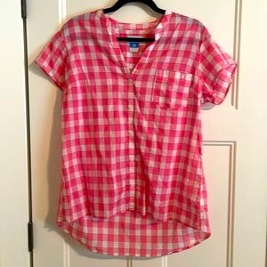 Never worn. NWOT. Adorable light-weight Columbia shirt